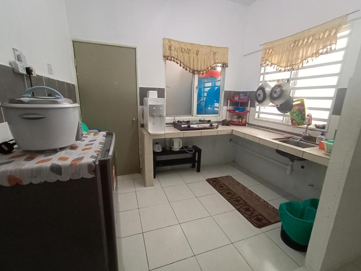 Nurul Aisyah Homestay Tanah Rata Exterior foto